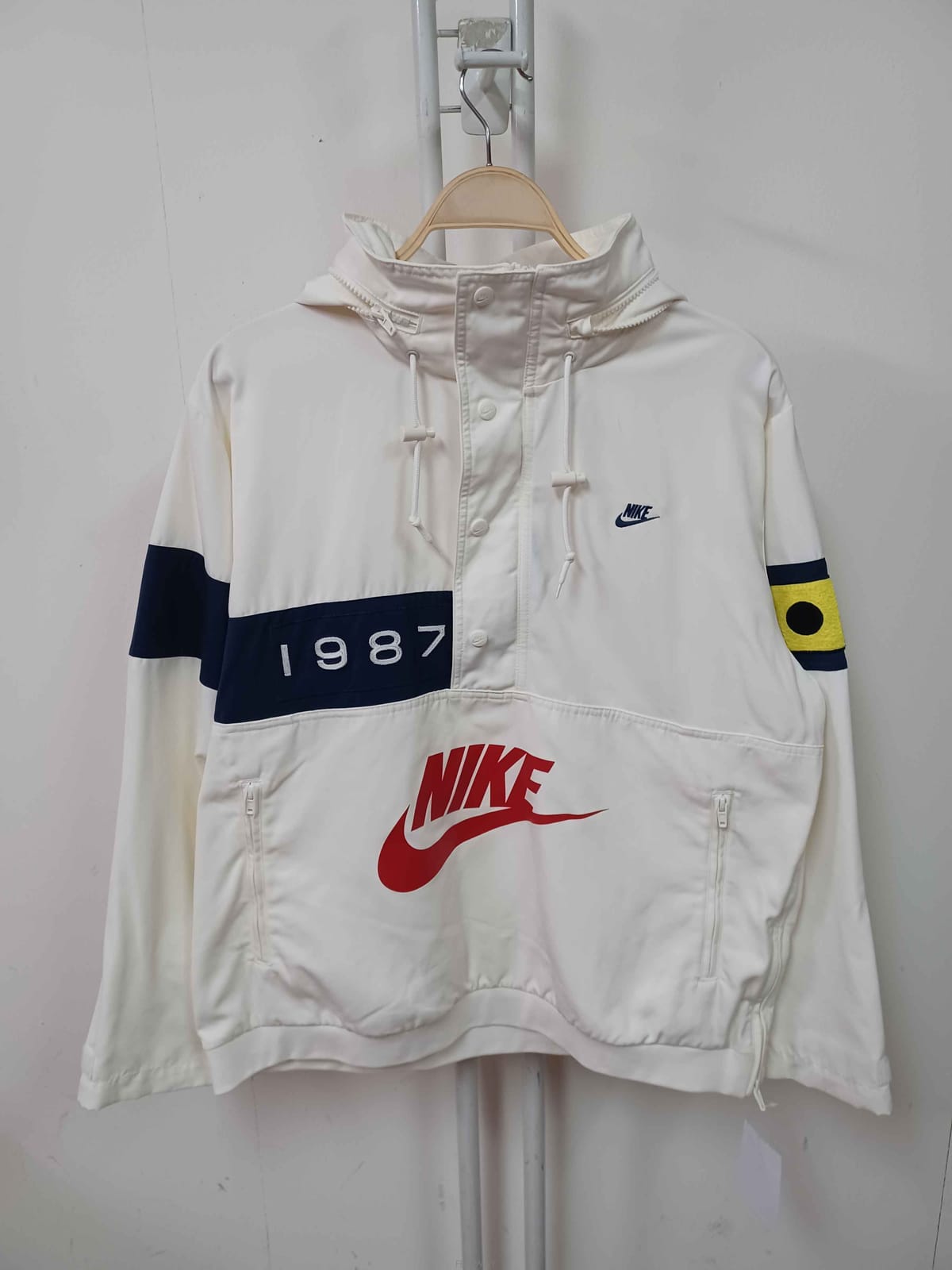 Nike ��ȫ����/J-12313/����Ű ��ǰ ������ �Ƴ�� 105��ȫ����/J-12313/����Ű ��ǰ ������ �Ƴ�� 105