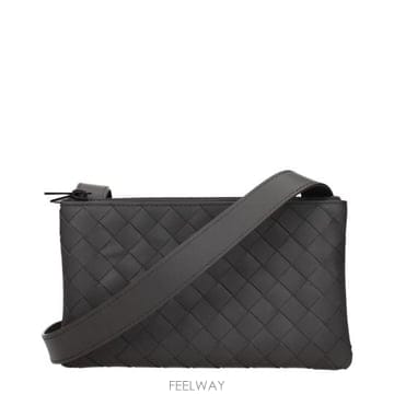 Bottega Veneta 26SS ���װ�����Ÿ ��Ʈ��ġ���� ũ�ν��ٵ�� 609692V3US2145026SS ���װ�����Ÿ ��Ʈ��ġ���� ũ�ν��ٵ�� 609692V3US