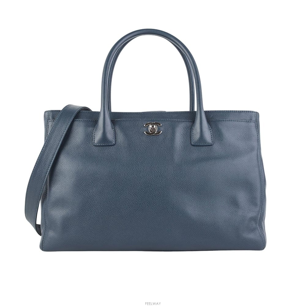 CHANEL ���� A15206 ĳ��� �ý� ������ ���̺� 37929-1���� A15206 ĳ��� �ý� ������ ���̺� 37929-1