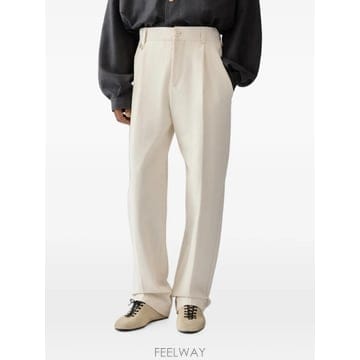 Jacquemus ���Ϲ�� ��ũ���� ũ��������� �������Ϲ�� ��ũ���� ũ��������� ����