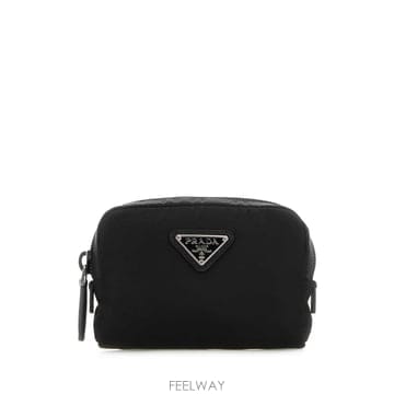 PRADA 26FW ����� ����ũ�� necessaire in ���� Re ���Ϸ� 1ND339R067F0002 TP582226FW ����� ����ũ�� necessaire in ���� Re ���Ϸ� 1ND3