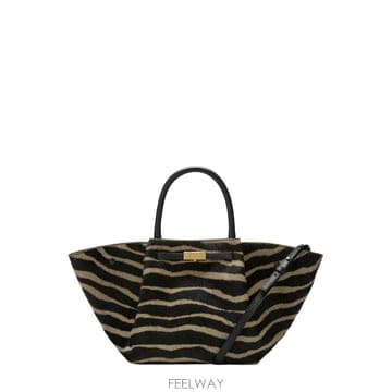 | Other Brand | 26FW ��Ḯ�� ���� Ŭ��ġ N81THEMIDINEWYORKZEBRA TP58220833026FW ��Ḯ�� ���� Ŭ��ġ N81THEMIDINEWYORKZEBRA TP582