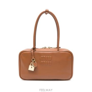 Miu Miu 25FW �̿�̿� BAULETTO 5BB1722CRWF0046 TP57923159125FW �̿�̿� BAULETTO 5BB1722CRWF0046 TP579231591