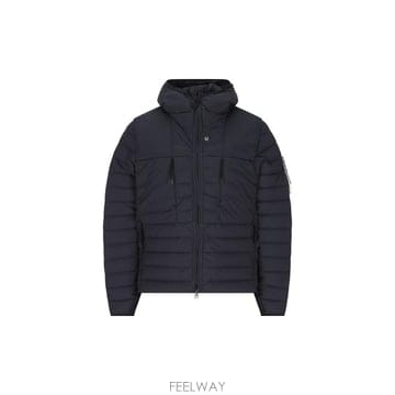 Stone Island ���� ���Ϸ��� �ɸ��� �ĵ� �ٿ� ��Ŷ 4100107 S0183V0020 TP980113103���� ���Ϸ��� �ɸ��� �ĵ� �ٿ� ��Ŷ 4100107 S0183V0020