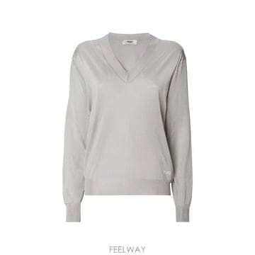 FENDI 26 FW ��� �ΰ� �ڼ� V�� ������ FZXF24AW4V TP45536641826 FW ��� �ΰ� �ڼ� V�� ������ FZXF24AW4V TP455366418