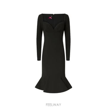 26 FW PINKO 스윗하트 넥 플루티드 드레스 107859A3MI TP456353132