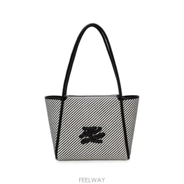 Karl Lagerfeld 26 FW Į�����Ʈ �缱 ��Ʈ������ ���׷� ��ġ ��Ʈ �� B3W30313101 TP45672500326 FW Į�����Ʈ �缱 ��Ʈ������ ���׷� ��ġ ��Ʈ ��
