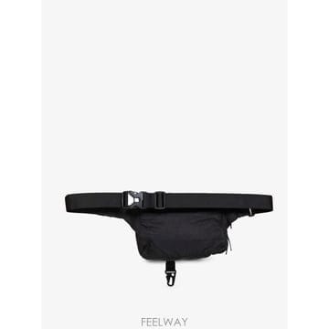 26 FW CP컴퍼니 나일론 B 렌즈 벨트 백 MAC128A005269G999 TP460041058