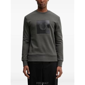 FRED 26 FW ������ square applique sweatshirt M2425 TP45523189326 FW ������ square applique sweatshirt M2425 TP455231