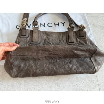 Givenchy ����� �ǵ���� ���� ��Ŭ �׷�������� �ǵ���� ���� ��Ŭ �׷���