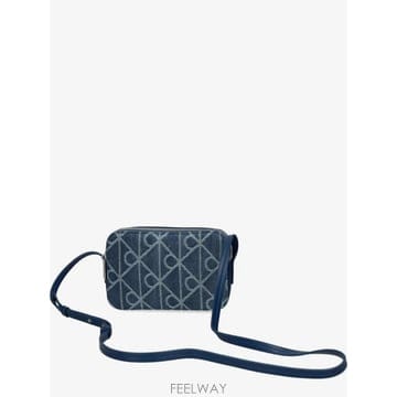 Calvin Klein 26 FW Ķ��Ŭ���� ��ī�� ũ�ν� �� LV04F3430GYBN TP45874017826 FW Ķ��Ŭ���� ��ī�� ũ�ν� �� LV04F3430GYBN TP4587