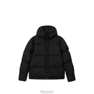 Stone Island 26 FW ������Ϸ��� 4100013 ��Ʈ ������ �ڵ�� ���꽺�� �к긯 ��Ŷ 4100013 TP4600226 FW ������Ϸ��� 4100013 ��Ʈ ������ �ڵ�� ���꽺