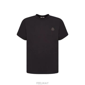 Moncler 26 FW ��Ŭ���� �ΰ� ��ġ Ƽ���� M10918C000548390T TP46012573026 FW ��Ŭ���� �ΰ� ��ġ Ƽ���� M10918C000548390T TP46