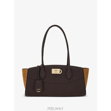 Ferragamo 26 FW ��󰡸� �� ��Ʃ��� ����Ʈ �̽�Ʈ ����Ʈ �� M 795717 TP45522834826 FW ��󰡸� �� ��Ʃ��� ����Ʈ �̽�Ʈ ����Ʈ �� M 7