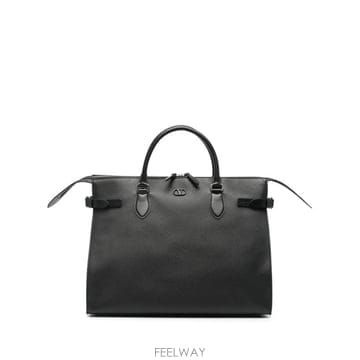 Valentino 26 FW �߷�Ƽ�� ����ٴ� ��Ƽ�� �׷��� ���� ��Ʈ �� YB0T66GYM TP46006145226 FW �߷�Ƽ�� ����ٴ� ��Ƽ�� �׷��� ���� ��Ʈ �� YB0