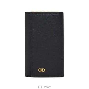 Ferragamo 26 FW ��󰡸� Gancini grained leather key case  781770 TP46003426 FW ��󰡸� Gancini grained leather key case  78177