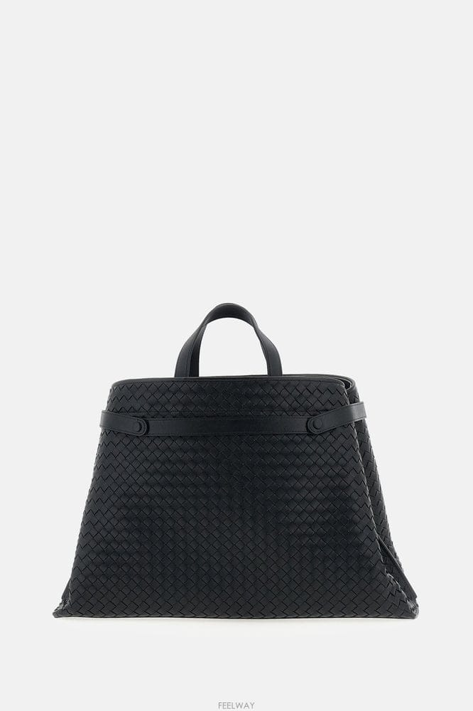 Bottega Veneta 26 F/W ���װ� ����Ÿ ��ī�̺� ��Ʈ�� ���׸�ġ���� A000R0V B003250731626 F/W ���װ� ����Ÿ ��ī�̺� ��Ʈ�� ���׸�ġ���� A000