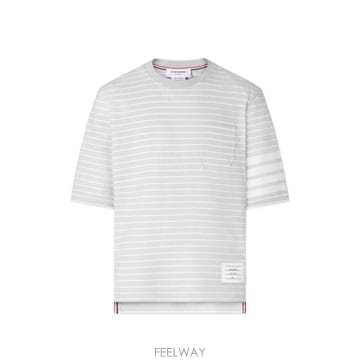 Thom Browne 26FW ����� ���� Ƽ���� MJS310A J0269057 PALE GREY WHITE26FW ����� ���� Ƽ���� MJS310A J0269057 PALE GREY W
