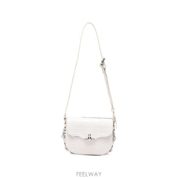 ViVienne westwood 26FW ���ȿ���Ʈ��� ���� �÷� ũ�ν��� 48030025W L0098A402 PEARL WHITE26FW ���ȿ���Ʈ��� ���� �÷� ũ�ν��� 48030025W L00