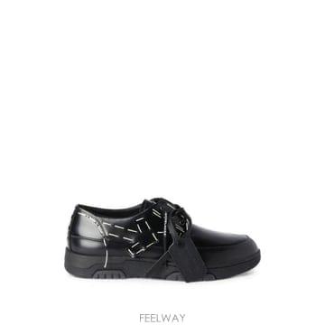 Off White 26FW ����ȭ��Ʈ ����Ŀ�� OF05969101 BLKWHT BLACK AND WHITE26FW ����ȭ��Ʈ ����Ŀ�� OF05969101 BLKWHT BLACK AND W