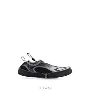 Balenciaga 26FW �߷��þư� ���� �׷����Ʈ ����Ŀ�� 874873 WPKT11090 BLACK WHITE RED26FW �߷��þư� ���� �׷����Ʈ ����Ŀ�� 874873 WPKT11