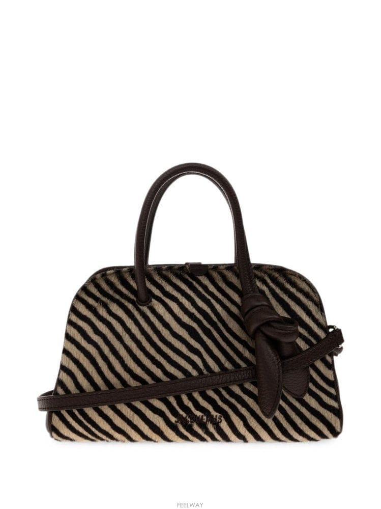 Jacquemus ��ũ���� �� �ڶ� �������� ���� �ڵ�� BAW00416AC10C05 B0712503232��ũ���� �� �ڶ� �������� ���� �ڵ�� BAW00416AC10C05 