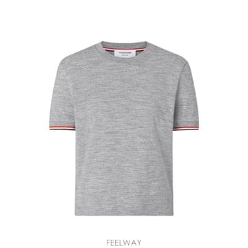 Thom Browne 26FW ����� ���� Ƽ���� FJS232A J0301055 LIGHT GREY26FW ����� ���� Ƽ���� FJS232A J0301055 LIGHT GREY