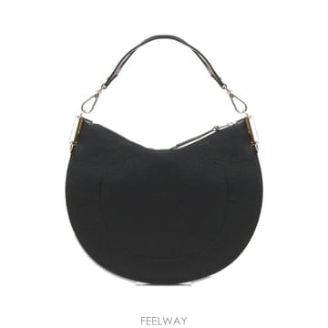 26FW 코치넬리 숄더백 E1QKF130201 613 NOIR COGNAC