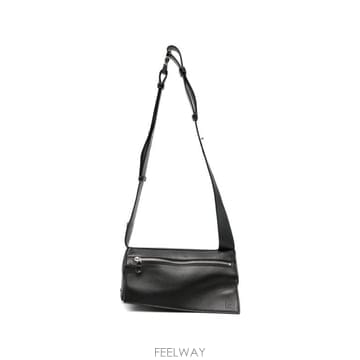 26FW 로에베 숄더백 B510PCSX02 1100 BLACK
