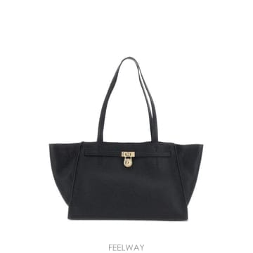 Michael Kors 26FW ����Ŭ �ھ ��Ʈ�� 30F6GNXT7L 001 BLACK26FW ����Ŭ �ھ ��Ʈ�� 30F6GNXT7L 001 BLACK