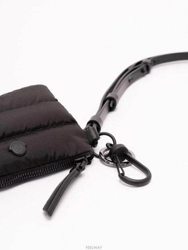 Moncler ��Ŭ���� CARADOC ī�� Ȧ�� 09A6G00004M7451 99 B0172150418��Ŭ���� CARADOC ī�� Ȧ�� 09A6G00004M7451 99 B0172150