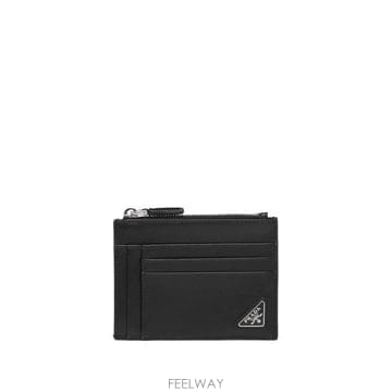 26FW 프라다 사피아노 레더 지퍼 카드 홀더 사피아노 레더 지퍼 카드 홀더 2MC067QHH F0002