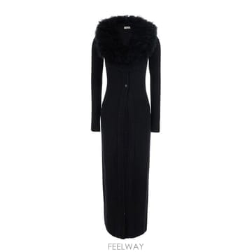 Blumarine 26FW ���縶�� �� ���ǽ� RF6196MAB3922222 Black26FW ���縶�� �� ���ǽ� RF6196MAB3922222 Black