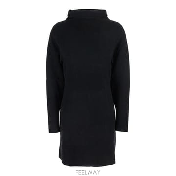 P.A.R.O.S.H. 25FW �ķν� �̵� ���ǽ� D550928LOOK25013 Black25FW �ķν� �̵� ���ǽ� D550928LOOK25013 Black