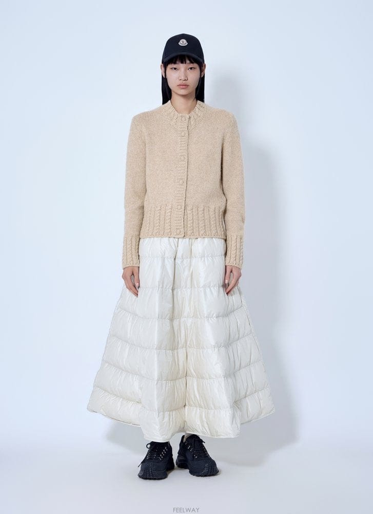 Moncler 26 F/W ��Ŭ���� ����� ����� �� �� ������ L2093 9B00 B011250669426 F/W ��Ŭ���� ����� ����� �� �� ������ L2093 9B00 