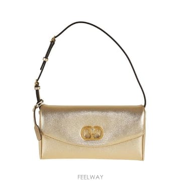 Valentino 26FW �߷�Ƽ�� ����ٴ� ����� WB0T31 NVB 39L MEKONG26FW �߷�Ƽ�� ����ٴ� ����� WB0T31 NVB 39L MEKONG