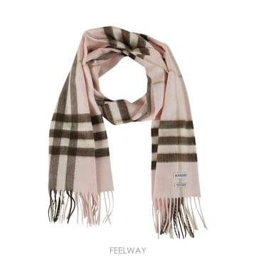 Burberry 26FW ������ üũ ĳ�ù̾� ��ī�� 8113947 C2902 BOW PINK26FW ������ üũ ĳ�ù̾� ��ī�� 8113947 C2902 BOW PIN