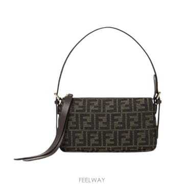 FENDI 26FW ��� FF ��ī�� ���� ž ���� ����� FF ��ī�� ���� ž ���� ����� 8BS123 B17AF1426FW ��� FF ��ī�� ���� ž ���� ����� FF ��ī�� ����