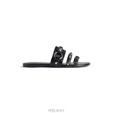 Balenciaga 25SS �߷��þư� ��Ƽ �� �÷� 834692WAD4Y1080 Black25SS �߷��þư� ��Ƽ �� �÷� 834692WAD4Y1080 Black