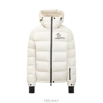 Moncler 25FW ��Ŭ���� ���е� K20971A00050539X6 036 BIANCO25FW ��Ŭ���� ���е� K20971A00050539X6 036 BIANCO
