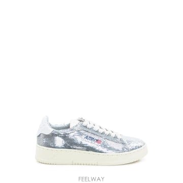 AUTRY 25FW ��Ʈ�� �޶� �ο� ��Ʈ��Ų ����Ŀ�� ADLWTI05 TI05 SILVER WHT25FW ��Ʈ�� �޶� �ο� ��Ʈ��Ų ����Ŀ�� ADLWTI05 TI0
