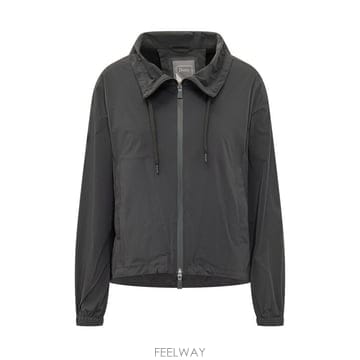 Herno 26SS ������ ���� GI000386D12882S 9300 NERO26SS ������ ���� GI000386D12882S 9300 NERO