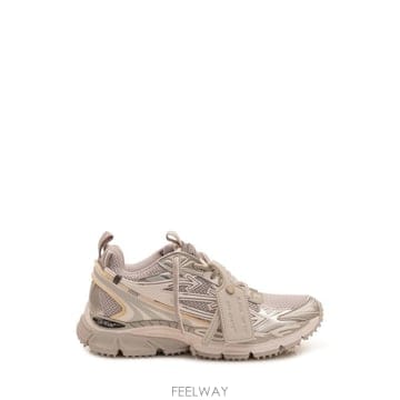 Off White 26FW ����ȭ��Ʈ ����Ŀ�� W289C9F001 0972 GREY SILVER26FW ����ȭ��Ʈ ����Ŀ�� W289C9F001 0972 GREY SILVER