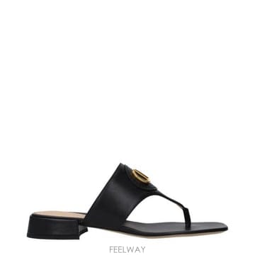 Valentino 26SS �߷�Ƽ�� ����ٴ� �� ������ S0LA9DSH0NO26SS �߷�Ƽ�� ����ٴ� �� ������ S0LA9DSH0NO