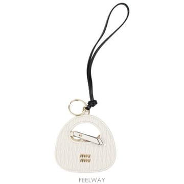 Miu Miu 26SS �̿�̿� �ϴ� ���� �� 5TL3572CWBF000926SS �̿�̿� �ϴ� ���� �� 5TL3572CWBF0009