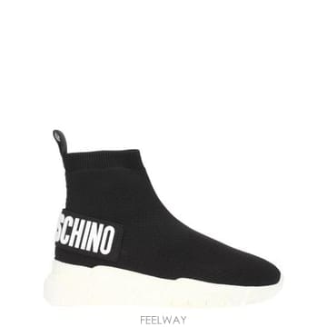 Moschino 26SS ��Ű�� ����Ŀ�� JA15493G0GIZE00026SS ��Ű�� ����Ŀ�� JA15493G0GIZE000