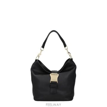 Moschino 26SS ��Ű�� ��Ʈ�� JC4234PP0K1000A26SS ��Ű�� ��Ʈ�� JC4234PP0K1000A