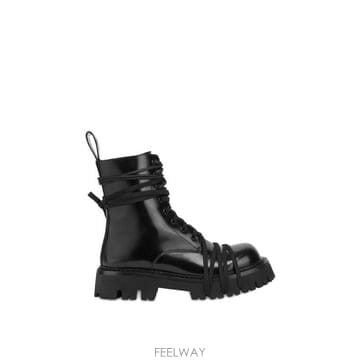 Moschino 26FW ��Ű�� ���� MA24014G0N 000 NERO26FW ��Ű�� ���� MA24014G0N 000 NERO