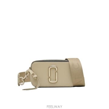 Marc Jacobs 26FW ��ũ�����߽� Ŭ��ġ �Ŀ�ġ M0014867 223 khaki VERDE26FW ��ũ�����߽� Ŭ��ġ �Ŀ�ġ M0014867 223 khaki VER