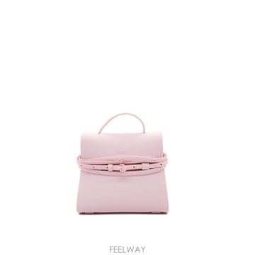 Moschino 26SS ��Ű�� ��Ʈ�� MC4230PP0O OY1 OY1 600 ROSA26SS ��Ű�� ��Ʈ�� MC4230PP0O OY1 OY1 600 ROSA